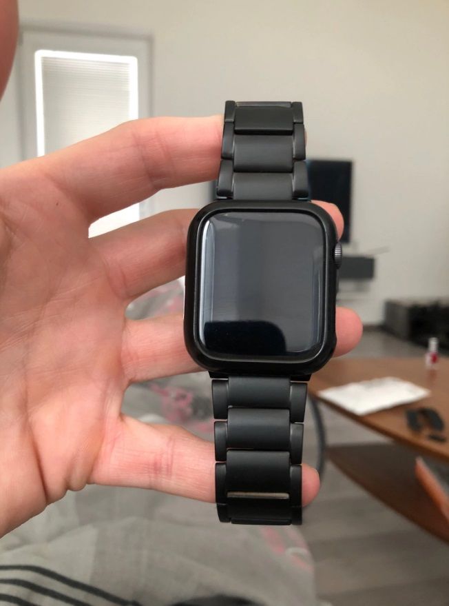 Customer photo review of Titanium Steel Strap for Apple Watch