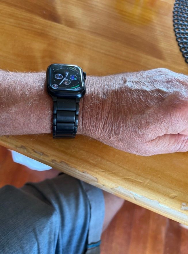 Customer photo review of Titanium Steel Strap for Apple Watch