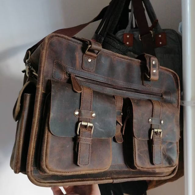 Customer photo review of Genuine Buffalo Leather Dryden Laptop Briefcase