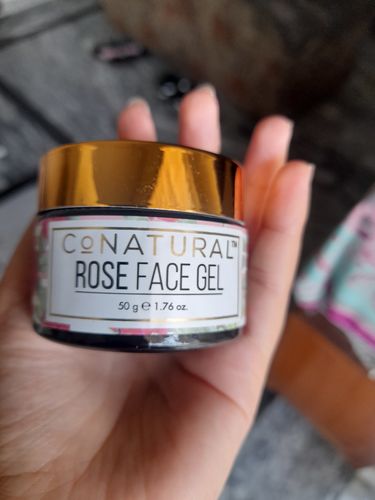 Customer photo review of Rose Face Gel
