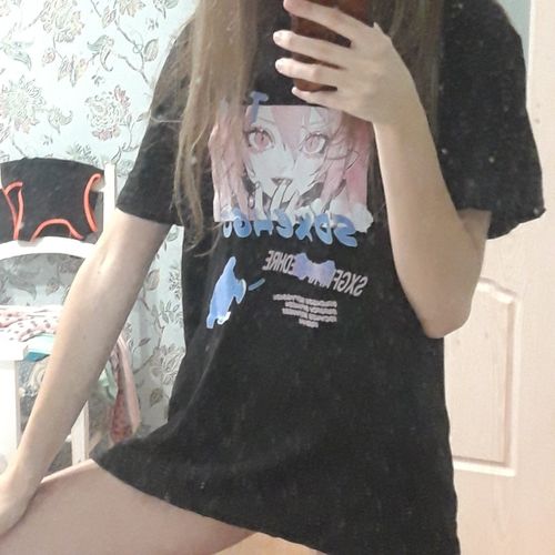 Customer photo review of T_SHIRT / Anime girl