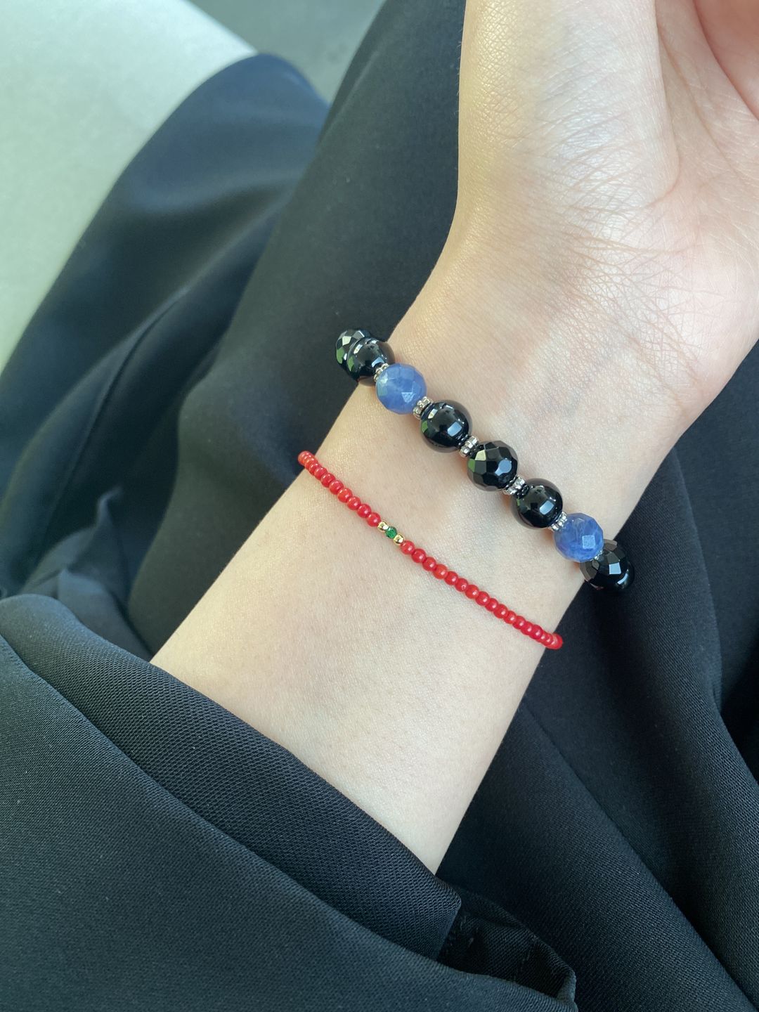 Customer photo review of ABITMOR BRACELET (V'S PICK)