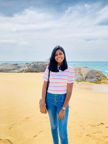 Customer photo review of Muted Pastel Crop T Shirt