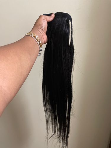 Customer photo review of Ponytail Hair Extensions Clip in Hairpiece Black Straight & Body Wavy