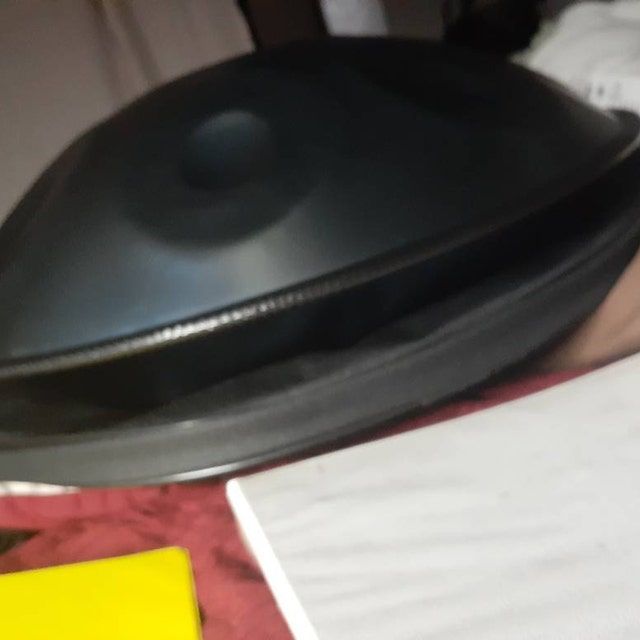 Customer photo review of AS TEMAN Handpan Ice Age 10 Notes D Minor Scale Blue handpan drum with gift set