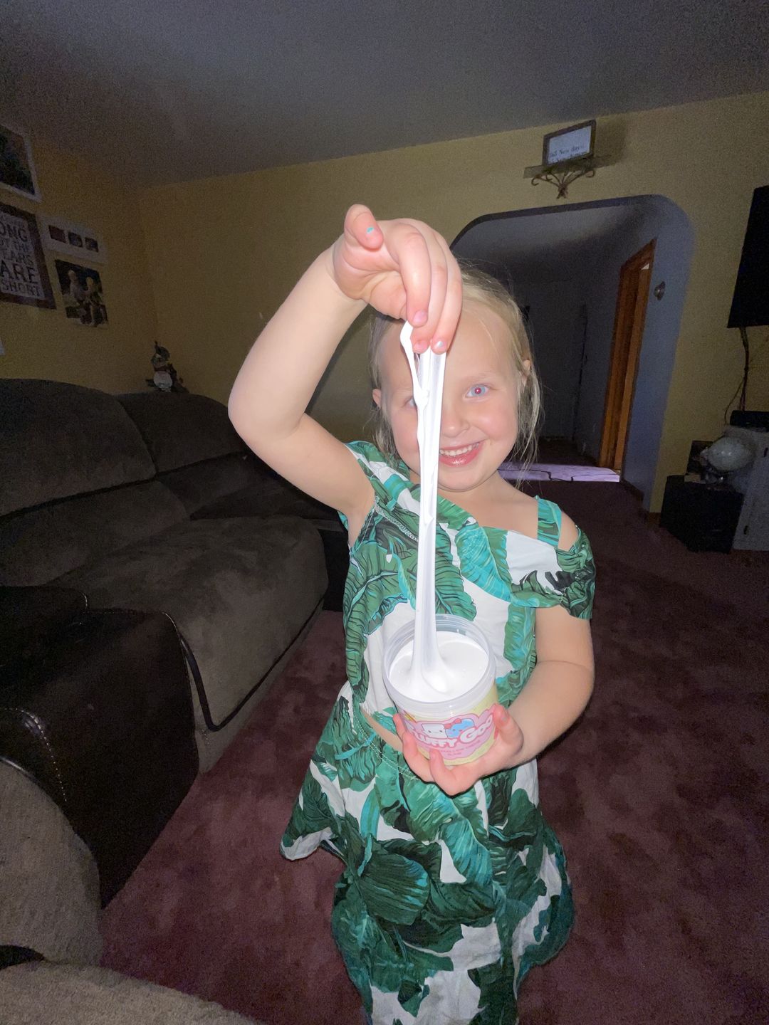 Customer photo review of Fluffy Goo Classic Marshmallow Slime