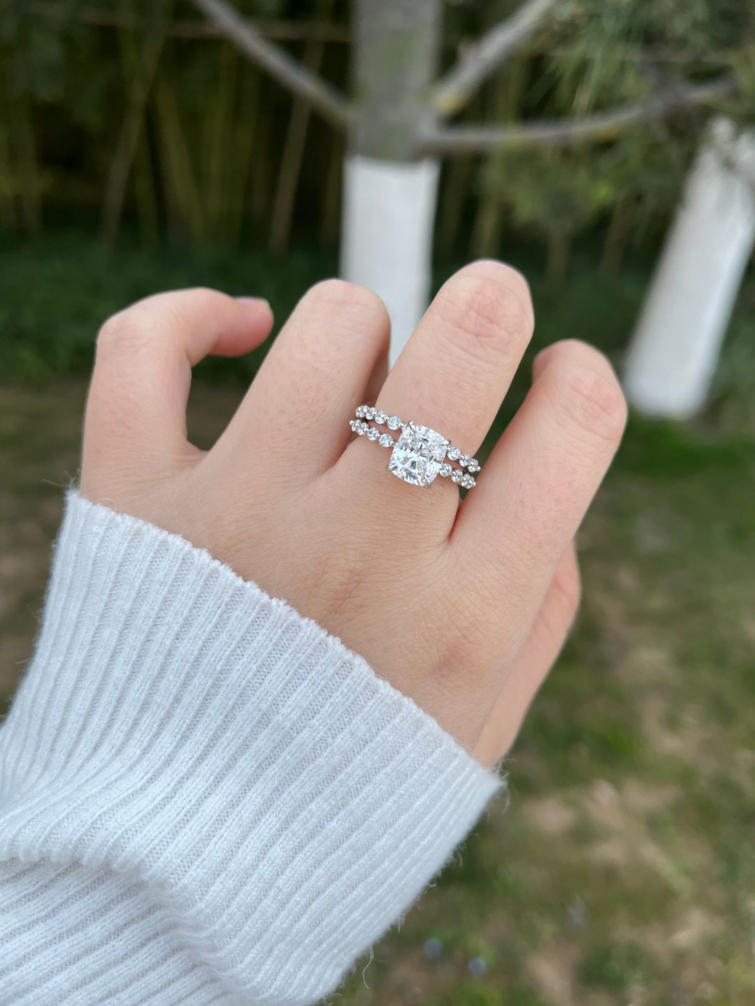 Customer photo review of S925 Exquisite 2.0 Carat Cushion Cut Women's Wedding Ring Set In Sterling Silver