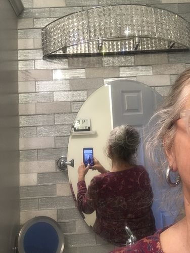 Customer photo review of JuvaBun Messy Bun