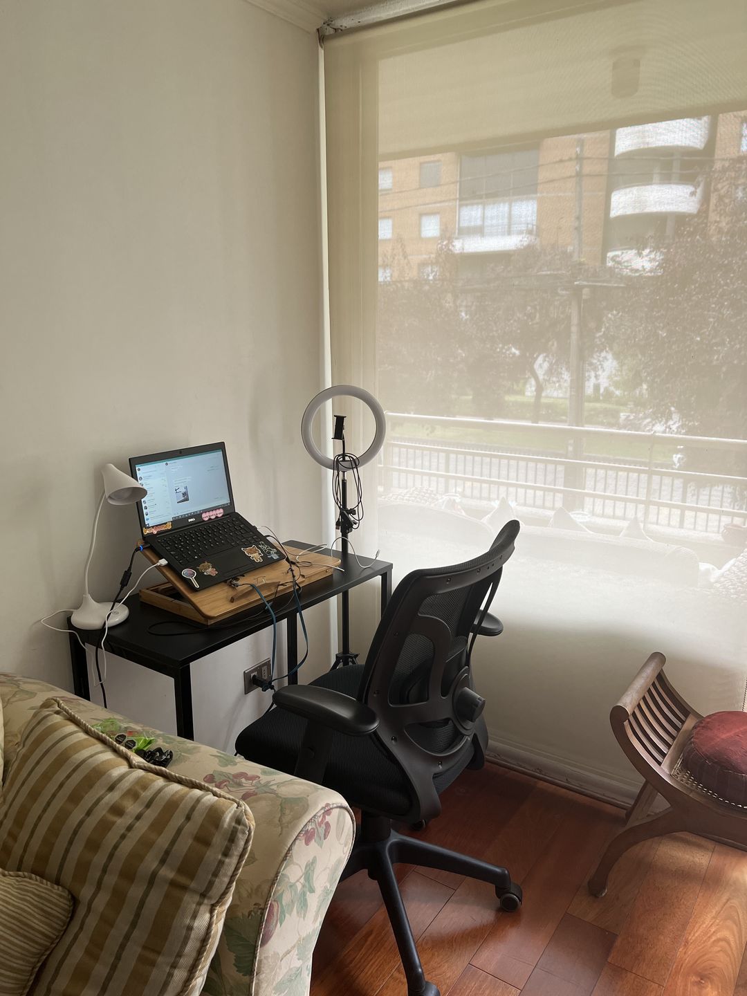 Customer photo review of Escritorio Kallfu Since 2020