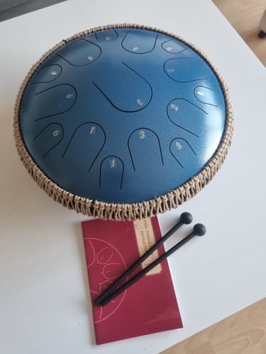 Customer photo review of Steel Tongue Drum "Premium" -  13″ - 15 Tongues - C Major