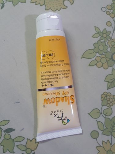 Customer photo review of Shadow Sunscreen SPF 50 + Cream