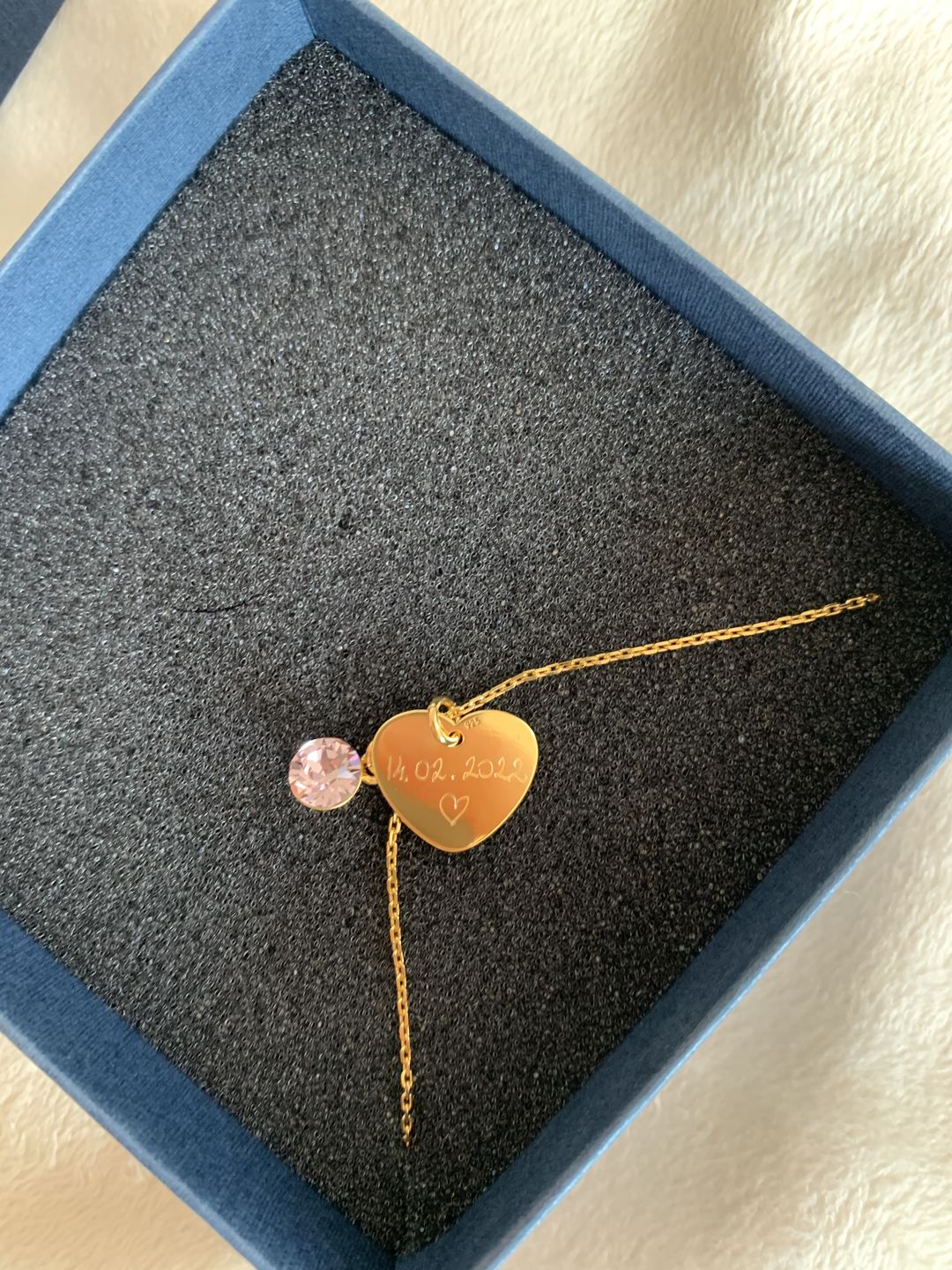 Customer photo review of Herzkette mit Gravur