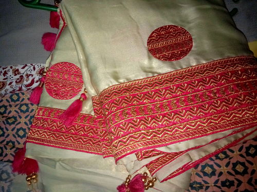 Customer photo review of Tea Green South Silk Saree