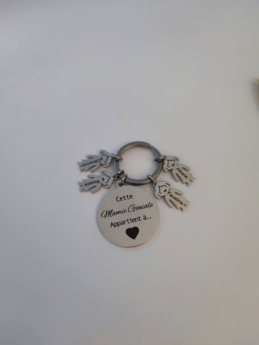 Customer photo review of Mamie/Papi Génial Porte-Clés