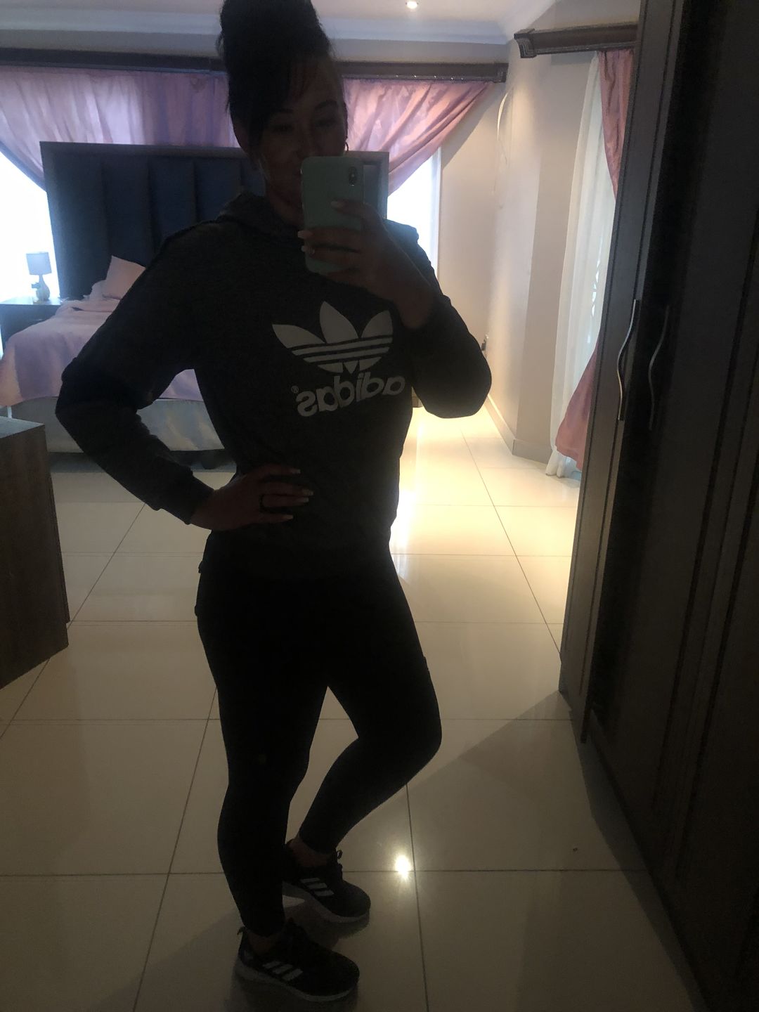 Customer photo review of TNG Cargo Leggings - Black