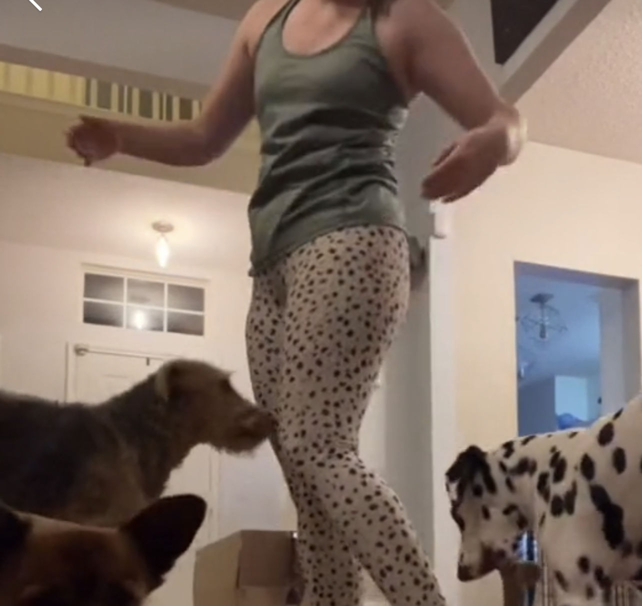 Customer photo review of Focus Leggings - Dalmatian | MT LUXE