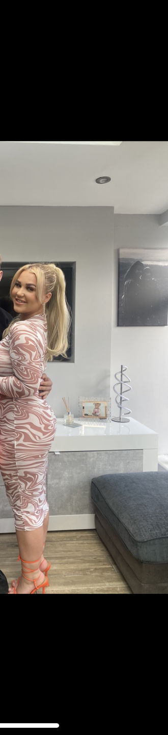 Customer photo review of Bounce Wrap Ponytail