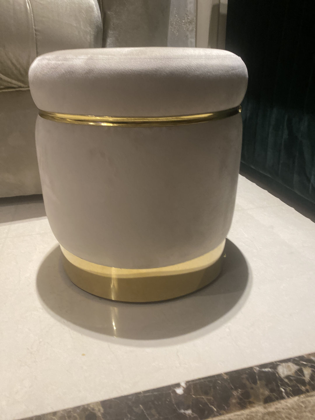 Customer photo review of بوف دائري - أوف وايت - AC96