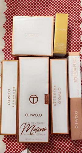 Customer photo review of O.TWO.O GOLD SILK SATIN MASCARA