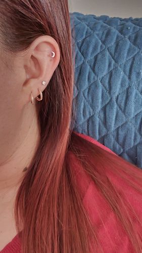 Customer photo review of 109 STUD MINI LUNA PLATEADO LISO ACERO QUIRURGICO