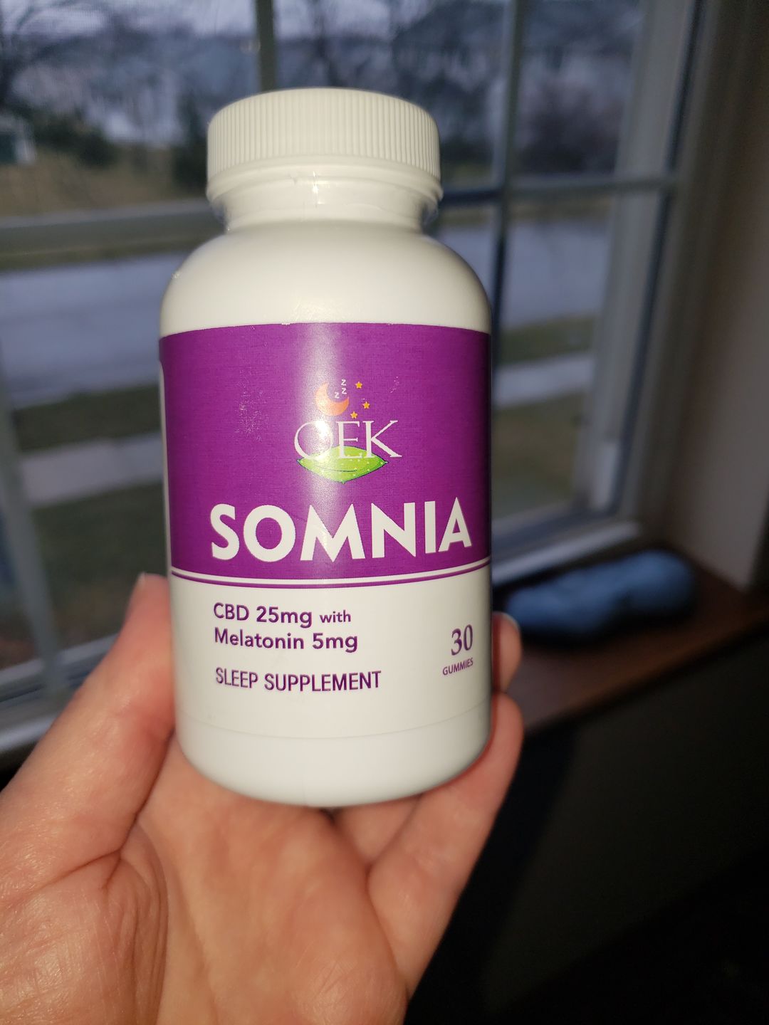 Customer photo review of Somnia Sleep Gummies