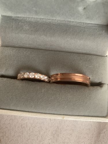 Customer photo review of Minimalist Tres Modified Wedding Rings