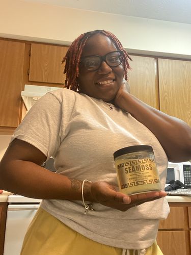 Customer photo review of St Lucia Gold Sea Moss Gel