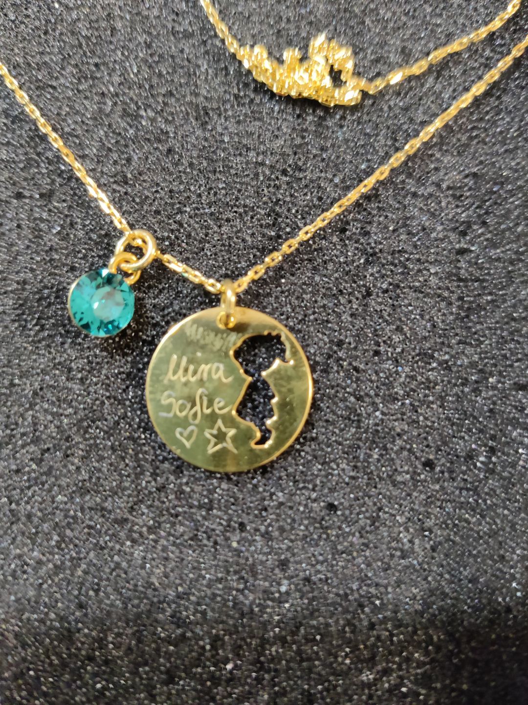 Customer photo review of Halskette mit Geburtsstein und Gravur "Mama"