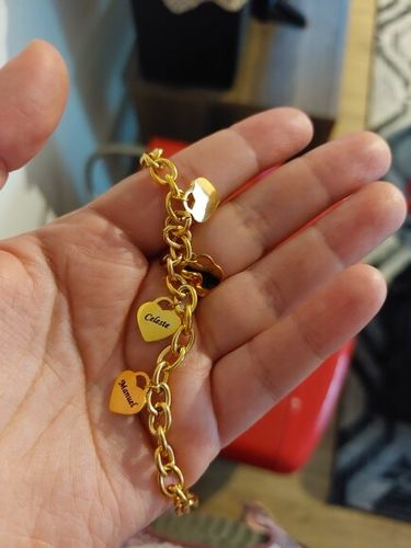 Customer photo review of Link Bracelet with Heart Charms in 18K Gold Plating