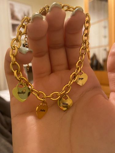 Customer photo review of Link Bracelet with Heart Charms in 18K Gold Plating