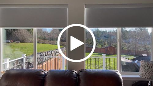 Customer video review of SmartWings Motorized Roller Shades 100% Blackout Essential