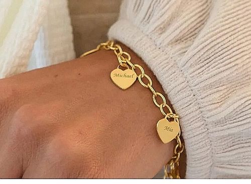 Customer photo review of Link Bracelet with Heart Charms in 18K Gold Plating