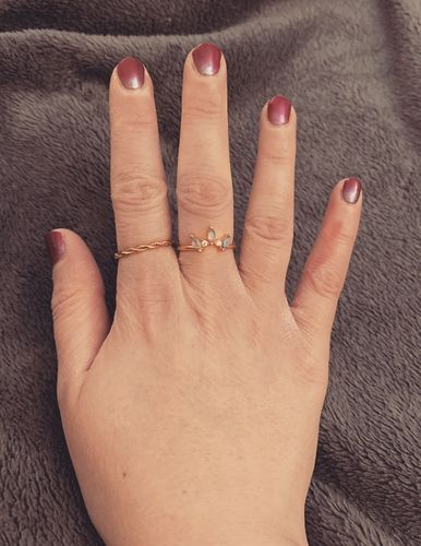 Customer photo review of Gold Twist Ring