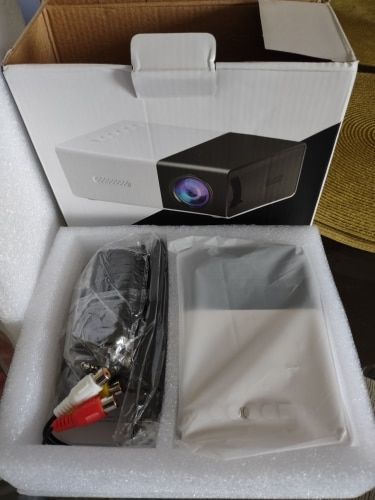 Customer photo review of Mini Beamer