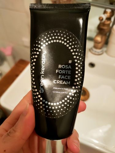 Customer photo review of ROSAFORTE™ Magnifique Crème Hydratante, 100ml