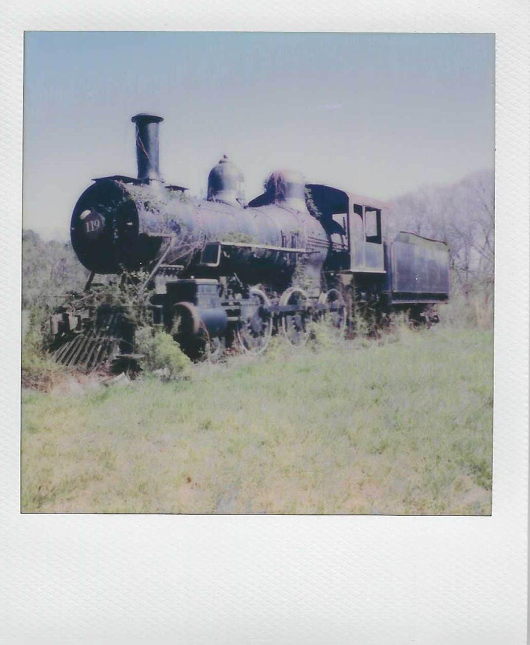 Customer photo review of Polaroid SX-70 Alpha 1 Chrome Folding Instant Film Camera