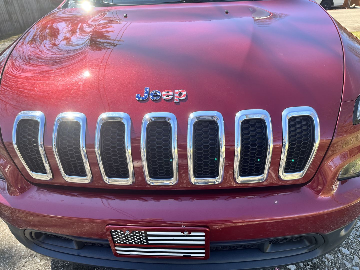 Customer photo review of JEEP Emblem Overlay Decals – American Flag Print | Fits Grand Cherokee, Cherokee, Compass, Renegade, Liberty & Patriot