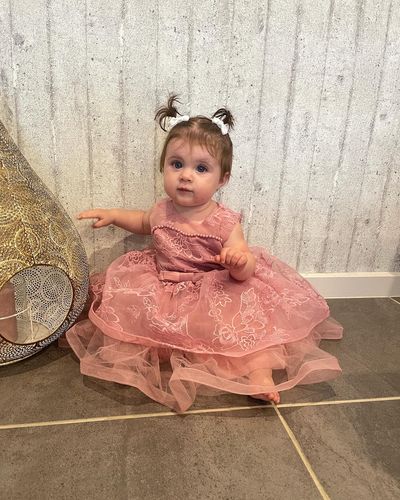 Customer photo review of Girls' Embroidered Tailing Birthday Party Dress