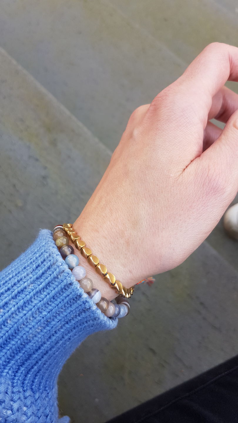 Customer photo review of Edles Tibetisches Glücksarmband