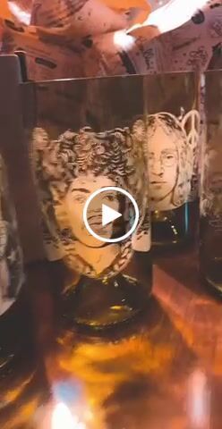 Customer video review of Vasos Rockstar Juego de 6 Vasos