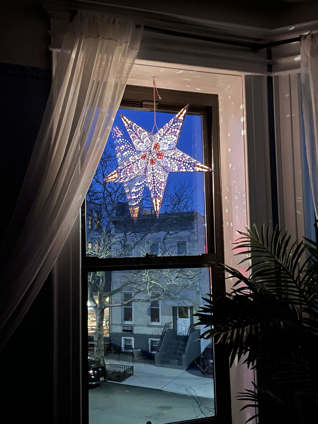 Customer photo review of MoonBright™ 12-LED Omni360 Remote Control Omni-Directional Lantern Light, Hanging / Table Top, Warm White (Battery Powered)