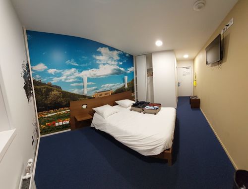 Customer photo review of Evolution Lame multi-matériaux de 210mm, 20 Dents, Alésage de 25.4 mm de carbure de tungstène (convient aux Scies À Onglet & Scies Sur Table)