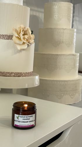 Customer photo review of BUTTER CREAM VANILLA 2 oz Scented Soy Candle