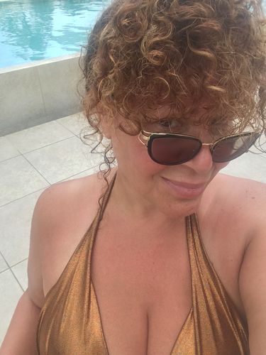 Customer photo review of 100% Natural & Organic Tanning Oil