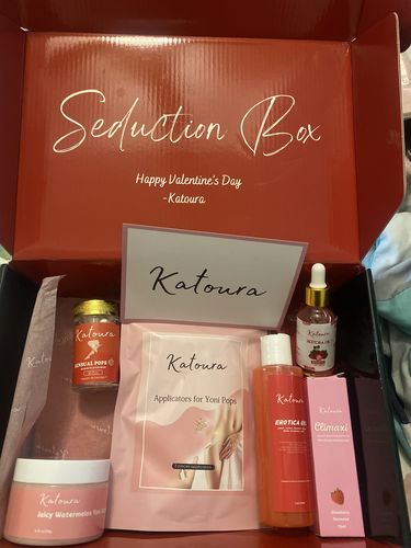 Customer photo review of Seduction Box - Valentines Day Edition