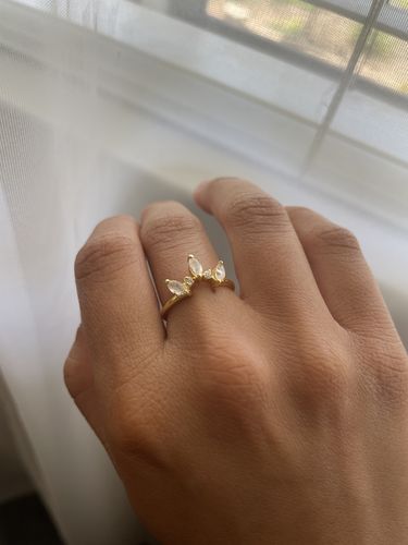Customer photo review of Moonstone Crown Ring (Gold)