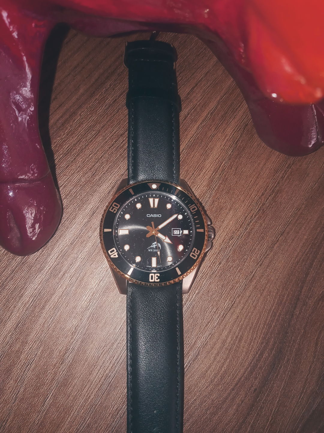 Customer photo review of Reloj Casio Submariner Marlin Duro MDV106G-1AVCF Negro Dorado Buceo