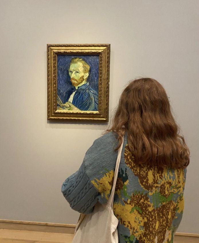 Customer photo review of Van Gogh Vintage Cardigan Knit Sweater