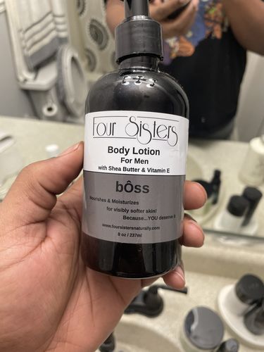 Customer photo review of Men's Body Lotion