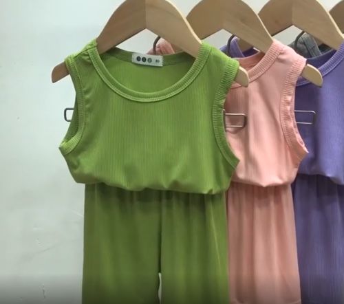 Customer photo review of Unisex Baby Boys Girls Summer Sleeveless Tank Top and Shorts Solid Color Cotton Baby Girl Wholesale